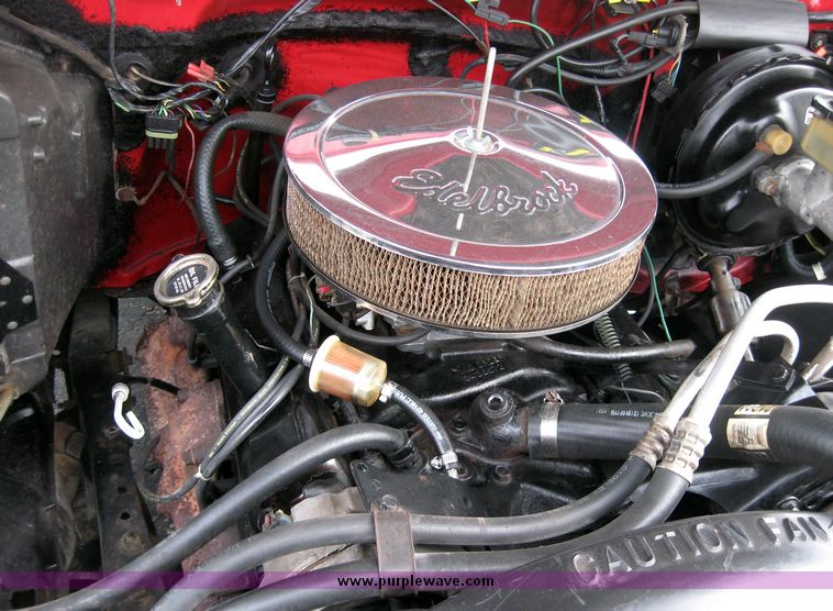 image for item 5597 1985 GMC Sierra K1500