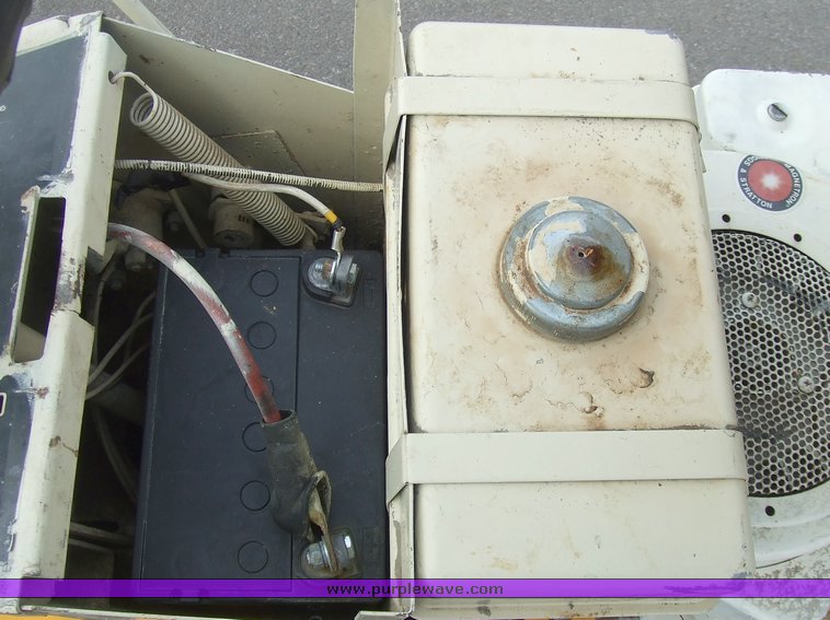 image for item 6641 Cub Cadet 80 lawn tractor