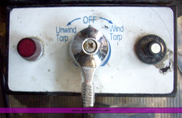 image for item 9001 2002 Kenworth T600 conventional cab dump truck