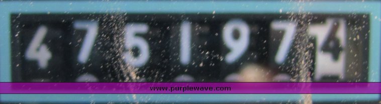 image for item 3007 1990 International Series 9300 semi truck