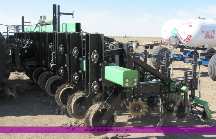 image for item 3008 Bigham Brothers 32' strip till bar