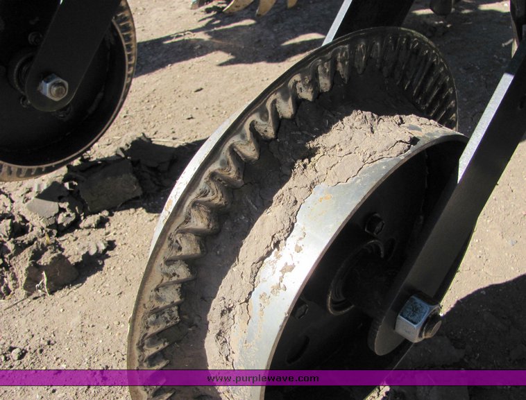 image for item 3008 Bigham Brothers 32' strip till bar