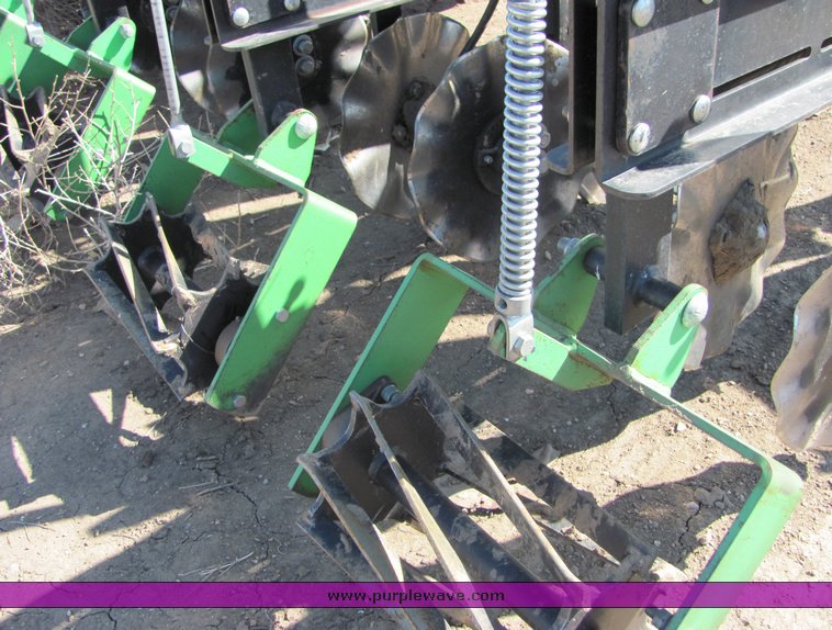 image for item 3008 Bigham Brothers 32' strip till bar