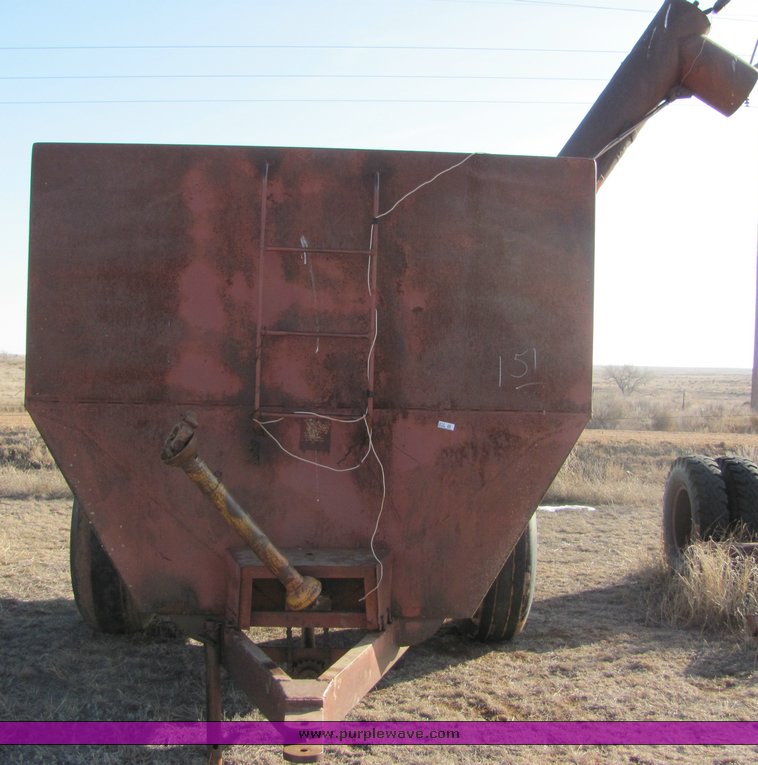 image for item 3012 Phares & Wilkins 400 bushel grain cart