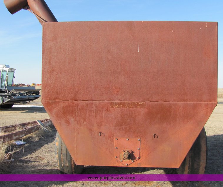 image for item 3012 Phares & Wilkins 400 bushel grain cart