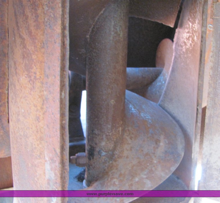 image for item 3012 Phares & Wilkins 400 bushel grain cart