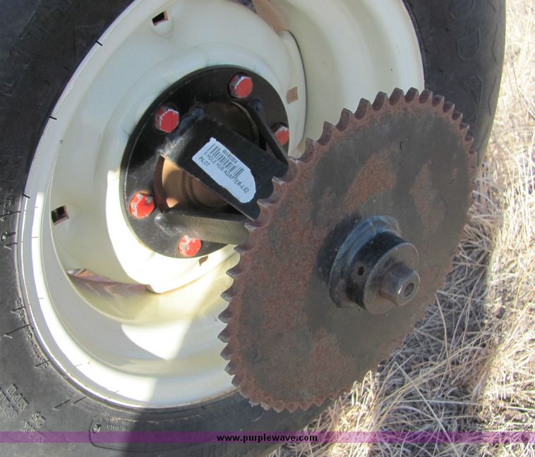 image for item 3039 Brillion Z-117 Zone Commander strip till tool bar