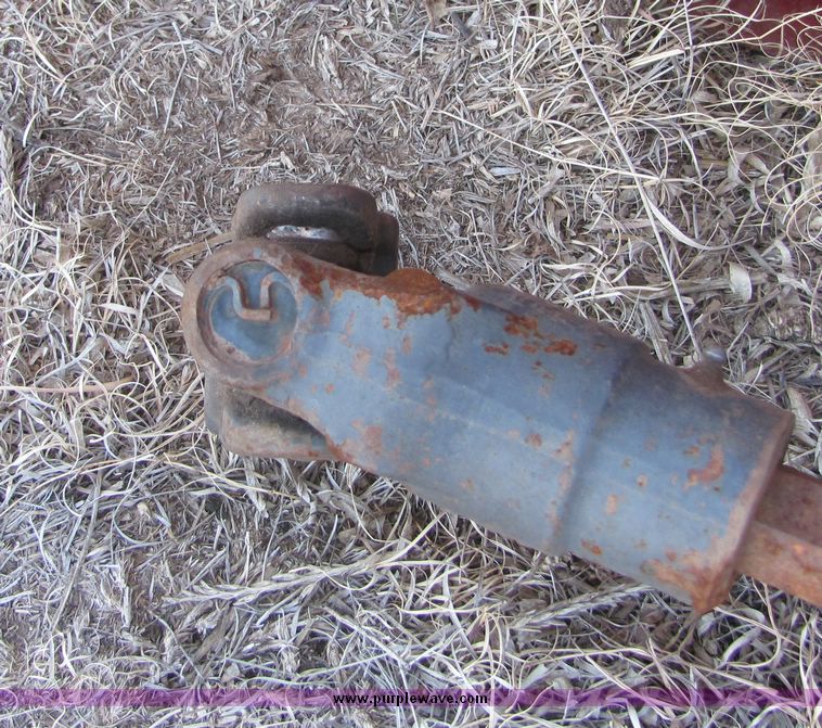 image for item 3040 1990 Case IH 1083 corn head