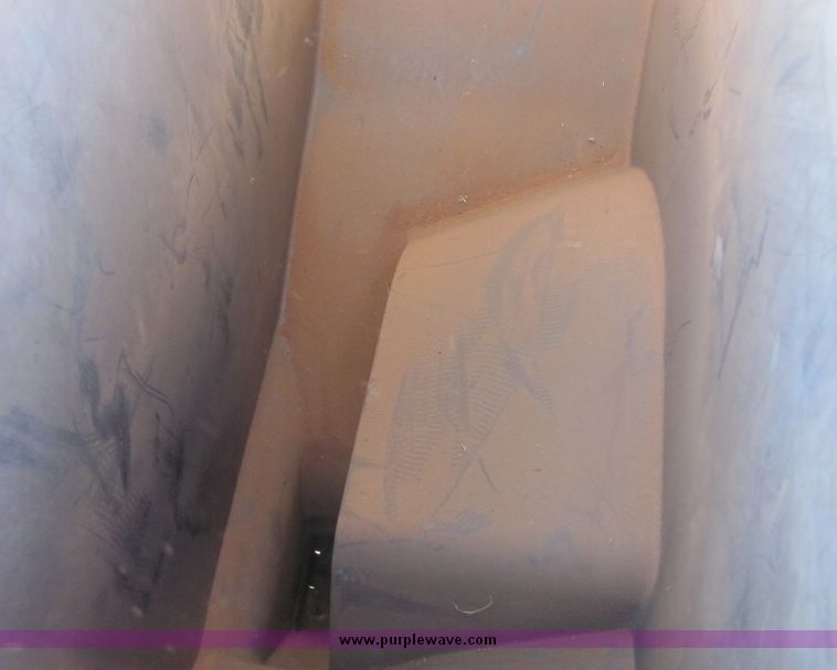 image for item 3041 2005 Case 1200 planter