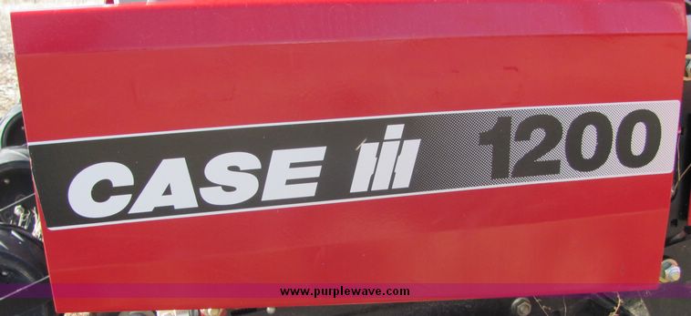 image for item 3041 2005 Case 1200 planter