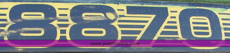 image for item 3042 1995 John Deere 8870 tractor