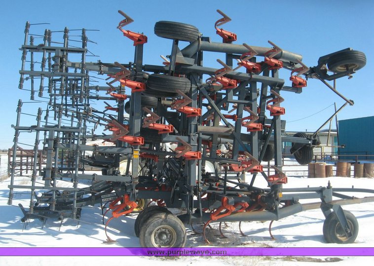 image for item 3885 Flexi-Coil 800 field cultivator with drag harrows