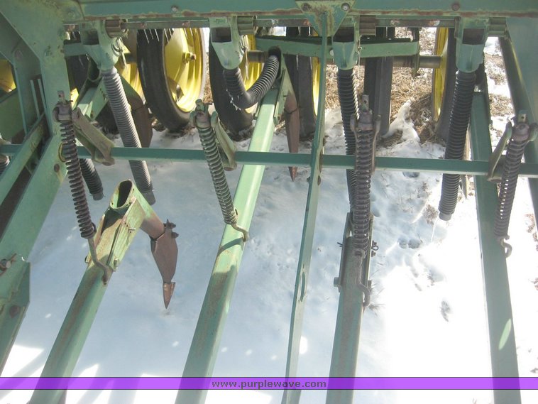 image for item 3887 (2) John Deere 9300 hoe drills with tandem drill hitch