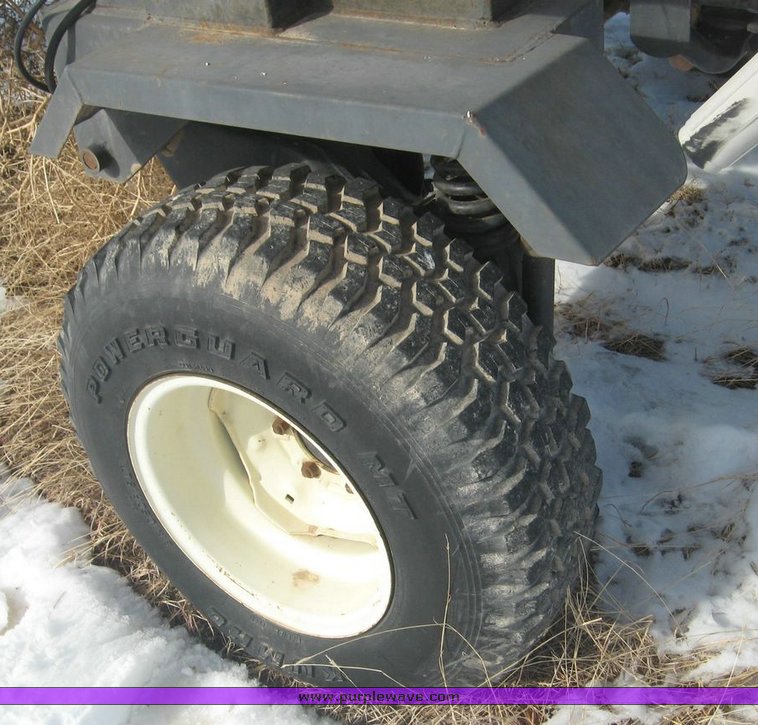 image for item 3888 Melroe Spra-Coupe self propelled sprayer