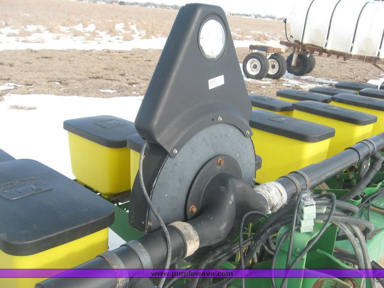 image for item 3889 John Deere 7300 MaxEmerge2 vacumeter planter