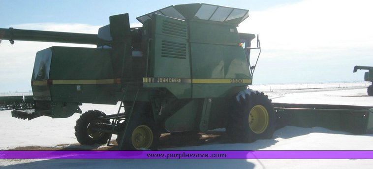 image for item 3890 1990 John Deere 9600 combine with John Deere 930 platform