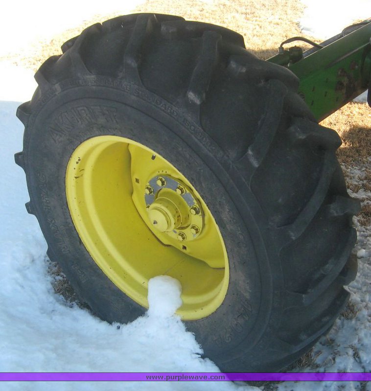 image for item 3890 1990 John Deere 9600 combine with John Deere 930 platform