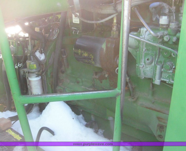 image for item 3890 1990 John Deere 9600 combine with John Deere 930 platform