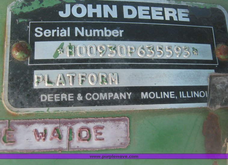 image for item 3890 1990 John Deere 9600 combine with John Deere 930 platform