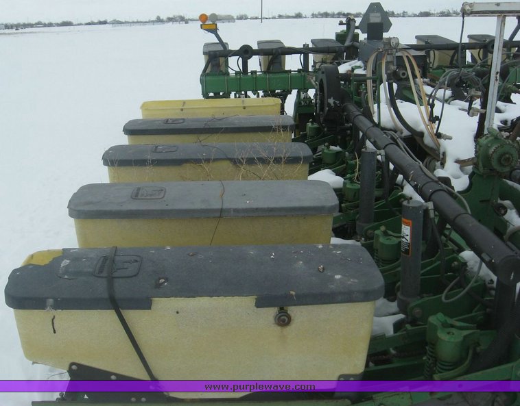 image for item 3892 John Deere 1770 Max Emerge Plus vacumeter planter