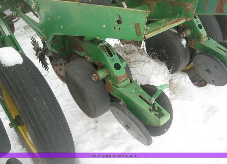 image for item 3892 John Deere 1770 Max Emerge Plus vacumeter planter