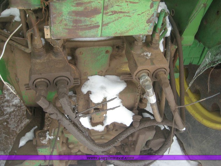 image for item 3895 John Deere 4020 Wheatland tractor with John Deere 148 loader