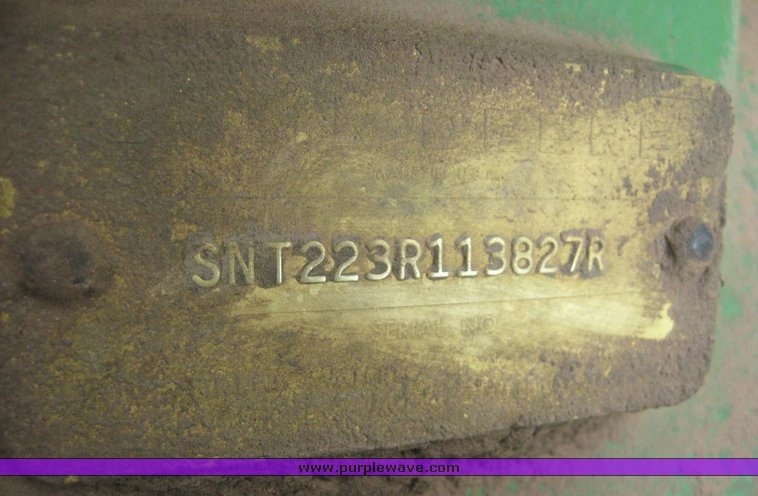 image for item 3895 John Deere 4020 Wheatland tractor with John Deere 148 loader