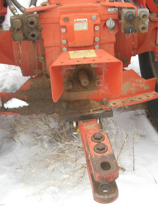 image for item 3897 1981 Massey-Ferguson 4880 4WD tractor