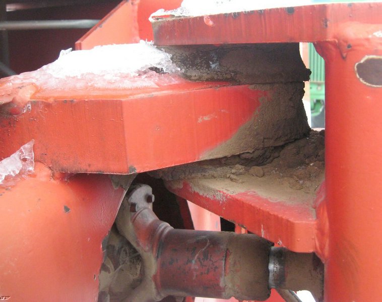 image for item 3897 1981 Massey-Ferguson 4880 4WD tractor