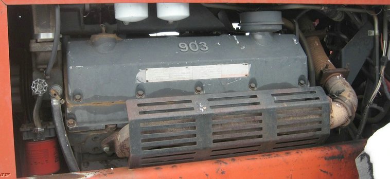 image for item 3897 1981 Massey-Ferguson 4880 4WD tractor