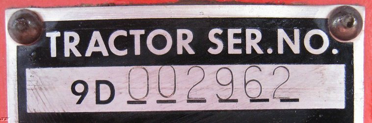 image for item 3897 1981 Massey-Ferguson 4880 4WD tractor