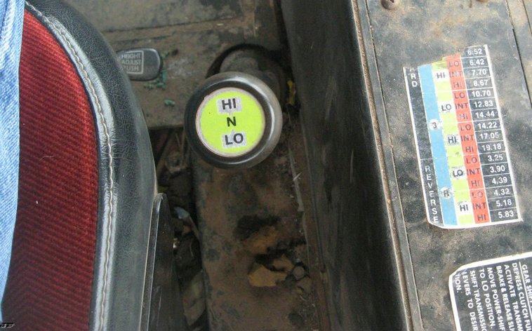 image for item 3897 1981 Massey-Ferguson 4880 4WD tractor