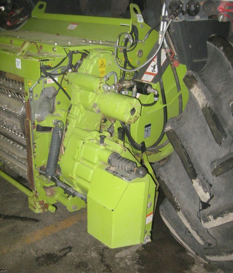 image for item 3898 2006 Claas Jaguar 900 Speedstar forage chopper