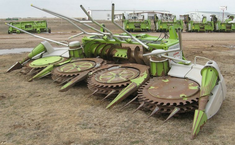 image for item 3904 Claas RU 600 Xtra Kemper style forage head
