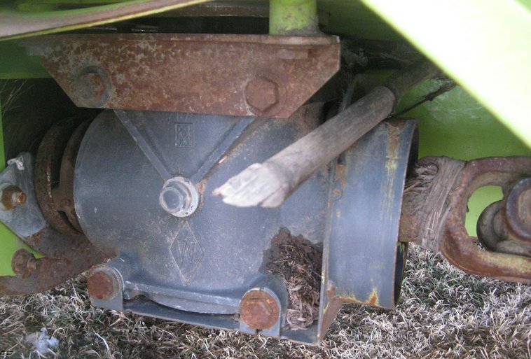image for item 3904 Claas RU 600 Xtra Kemper style forage head