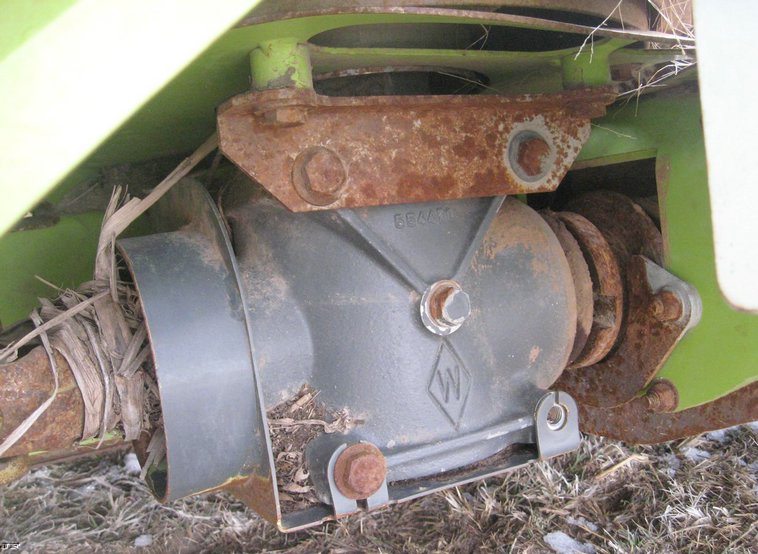 image for item 3904 Claas RU 600 Xtra Kemper style forage head