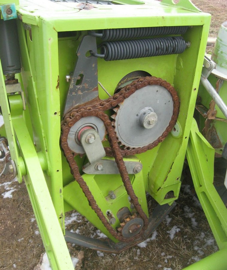 image for item 3905 Claas RU 600 Kemper style forage head