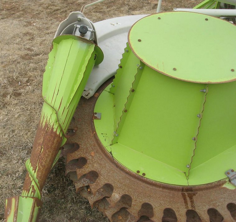 image for item 3905 Claas RU 600 Kemper style forage head