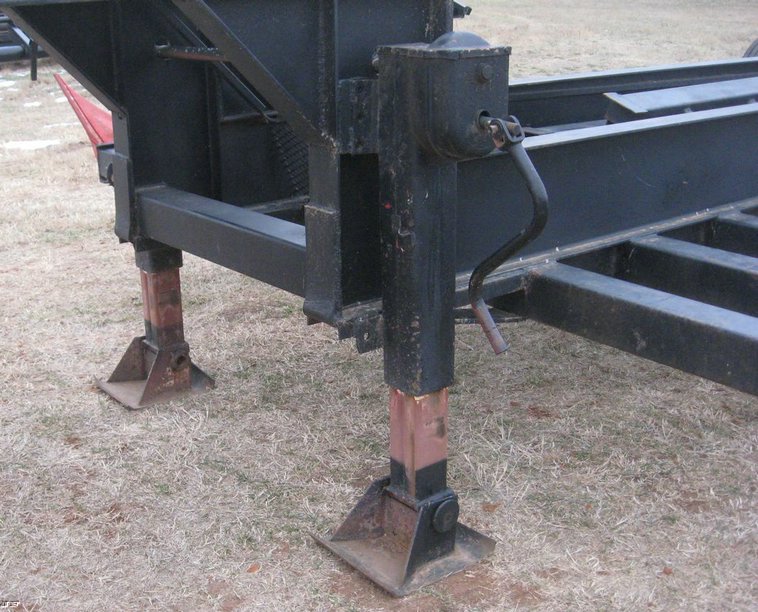 image for item 3910 2007 Shopbuilt combine trailer