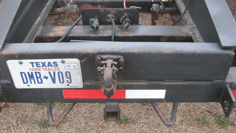 image for item 3910 2007 Shopbuilt combine trailer