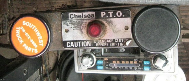 image for item 3911 1978 Ford LN9000 tandem axle truck with 22' combination bed