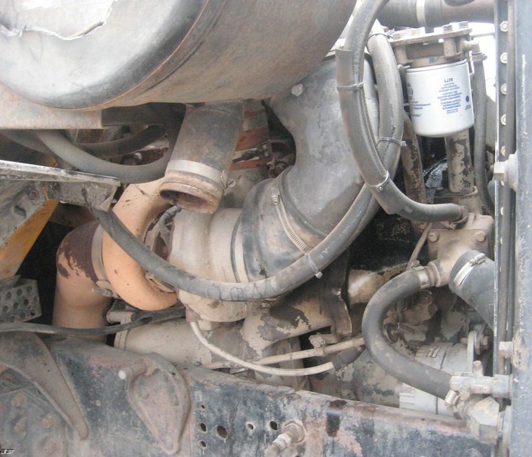 image for item 3911 1978 Ford LN9000 tandem axle truck with 22' combination bed