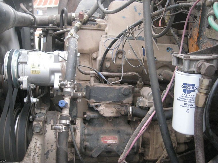 image for item 3911 1978 Ford LN9000 tandem axle truck with 22' combination bed