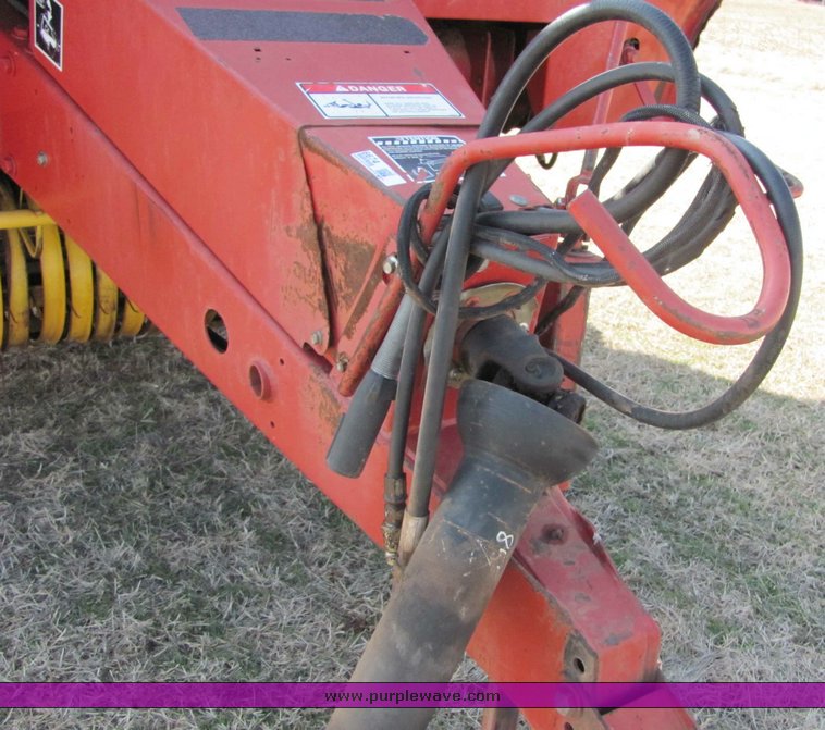 image for item 6674 New Holland 660 Fastnet round baler