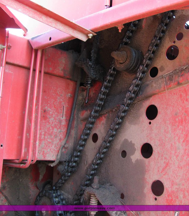 image for item 6674 New Holland 660 Fastnet round baler