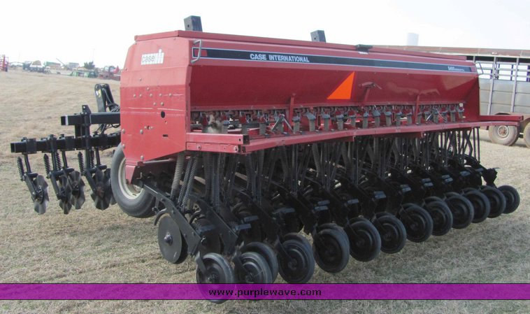 image for item 6707 Case International 5400 15' minimum till drill