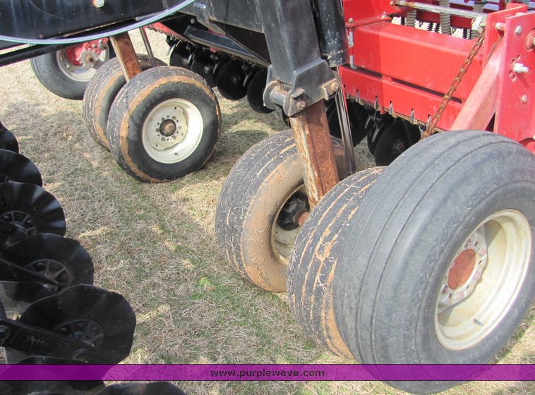 image for item 6707 Case International 5400 15' minimum till drill