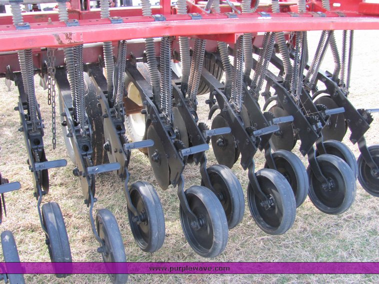 image for item 6707 Case International 5400 15' minimum till drill