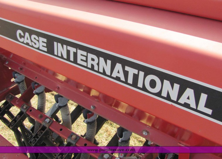 image for item 6707 Case International 5400 15' minimum till drill