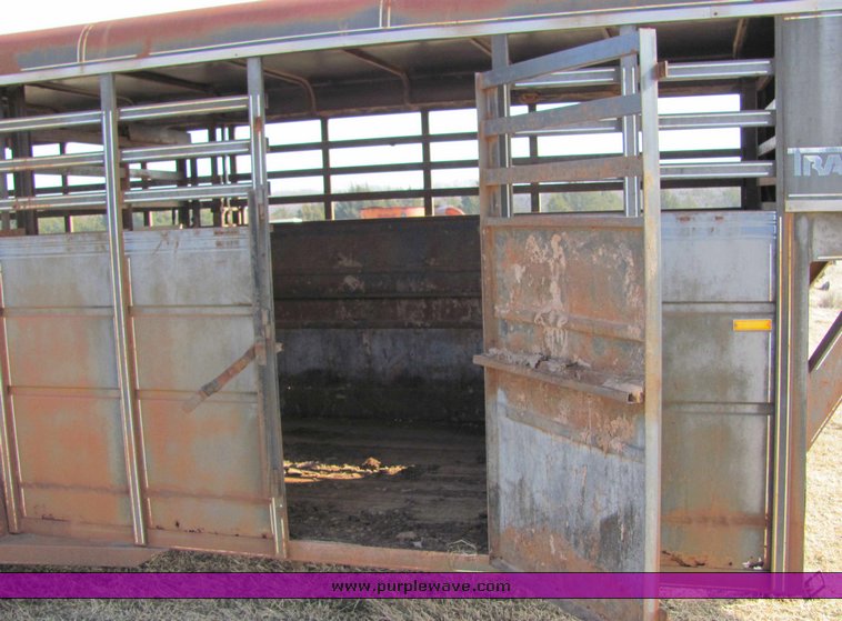 image for item 6708 1985 Travelong 20' enclosed trailer